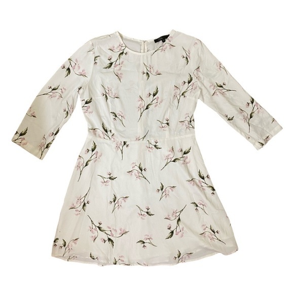 Dynamite Dresses & Skirts - Dynamite Long-Sleeve Floral Dress